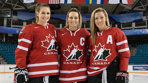 team canada hockey women.